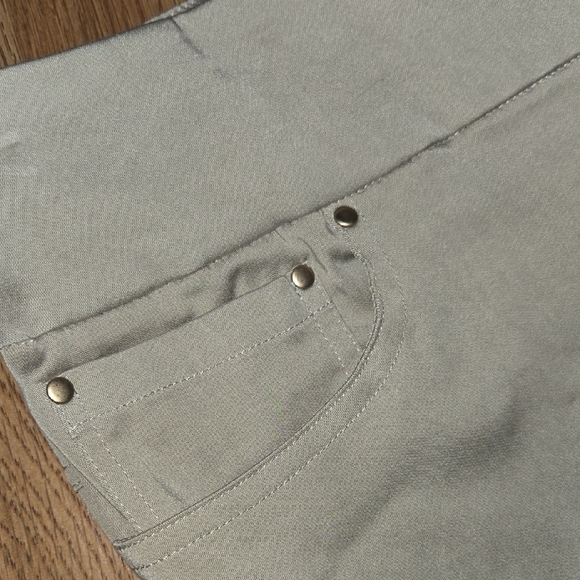 Ruby Rd. Beige Trousers - Picture 10 of 11